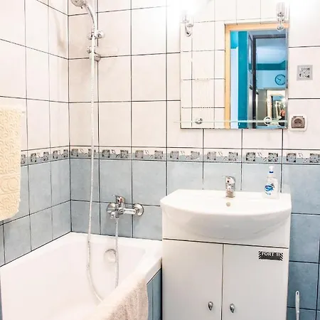 Z Parkingiem * Varsovia